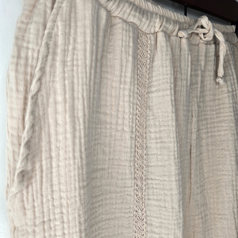 Jolie & Joy Light Beige Cotton Pull On Pants NWT - Picture 2 of 8